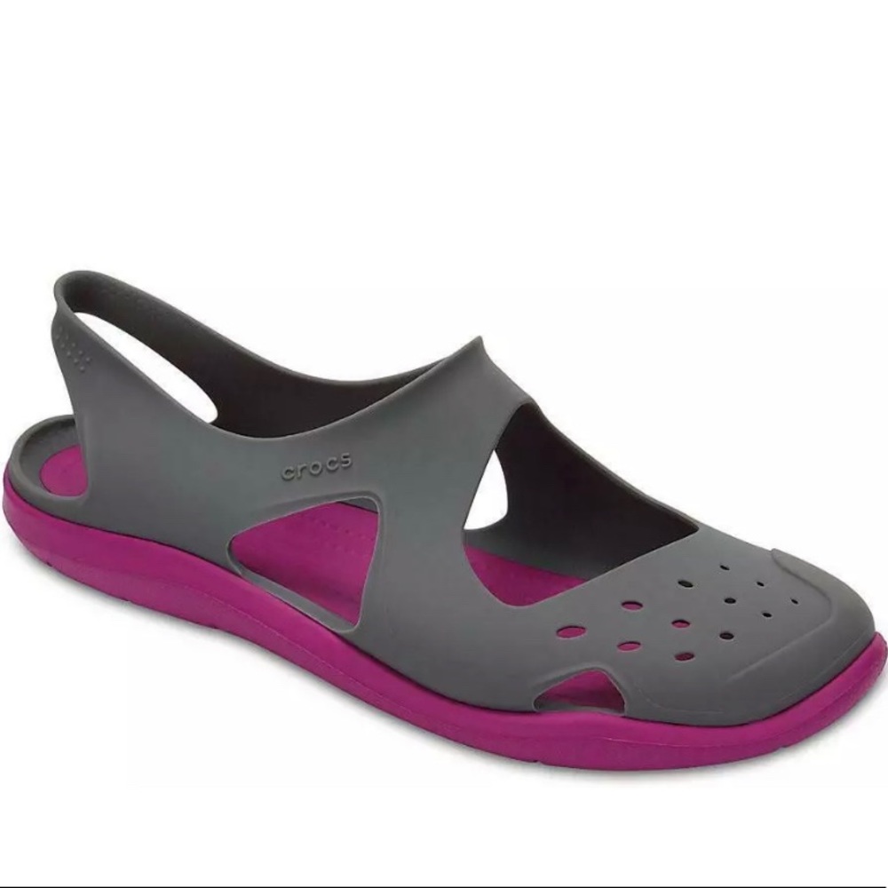 LIKE-NEW Crocs Sling-Back Sandal